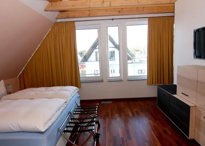 Haus Zum Kapitaen By Interhome Karlshagen